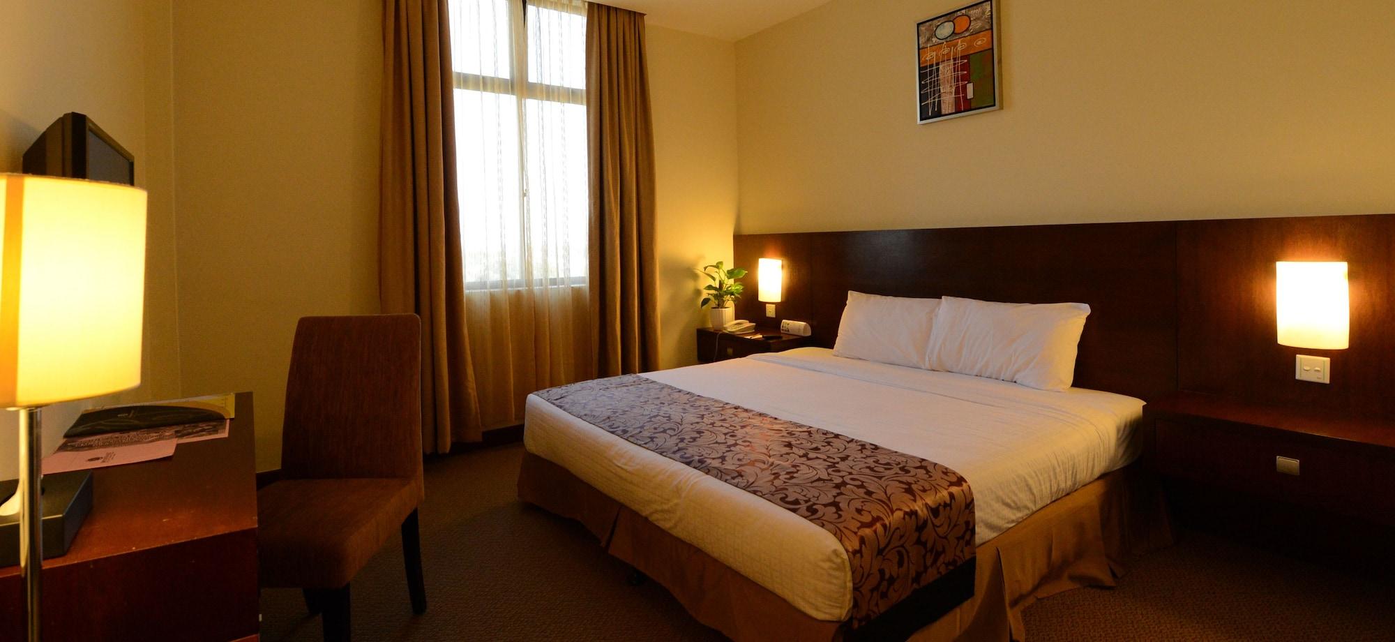 The Grand Puteri Hotel Kuala Terengganu Esterno foto