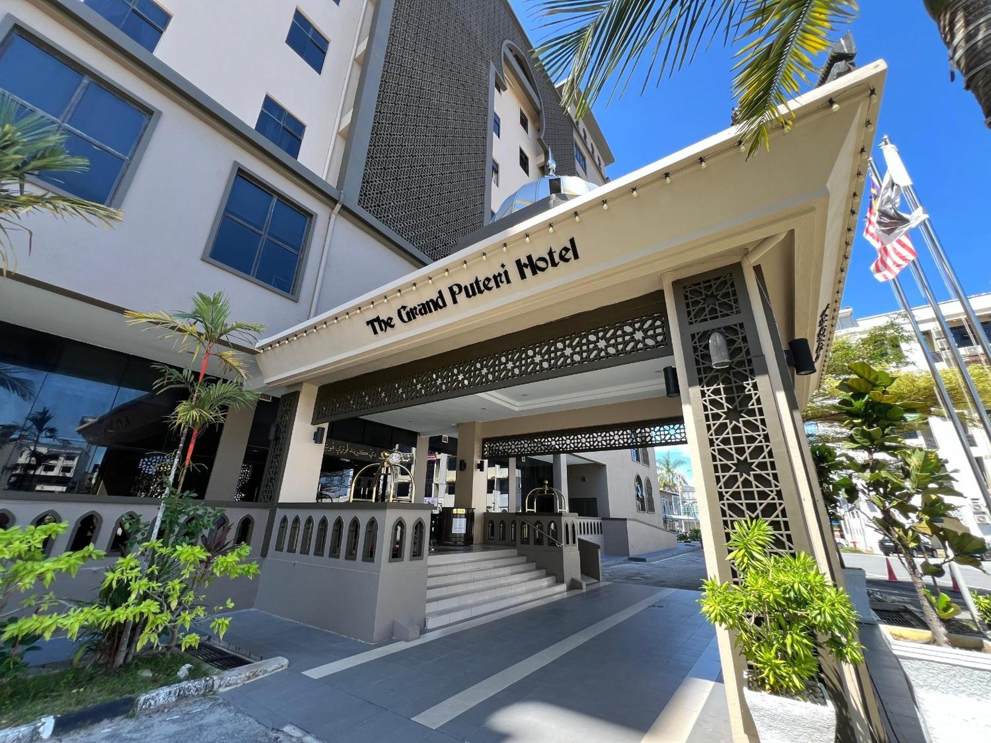 The Grand Puteri Hotel Kuala Terengganu Esterno foto