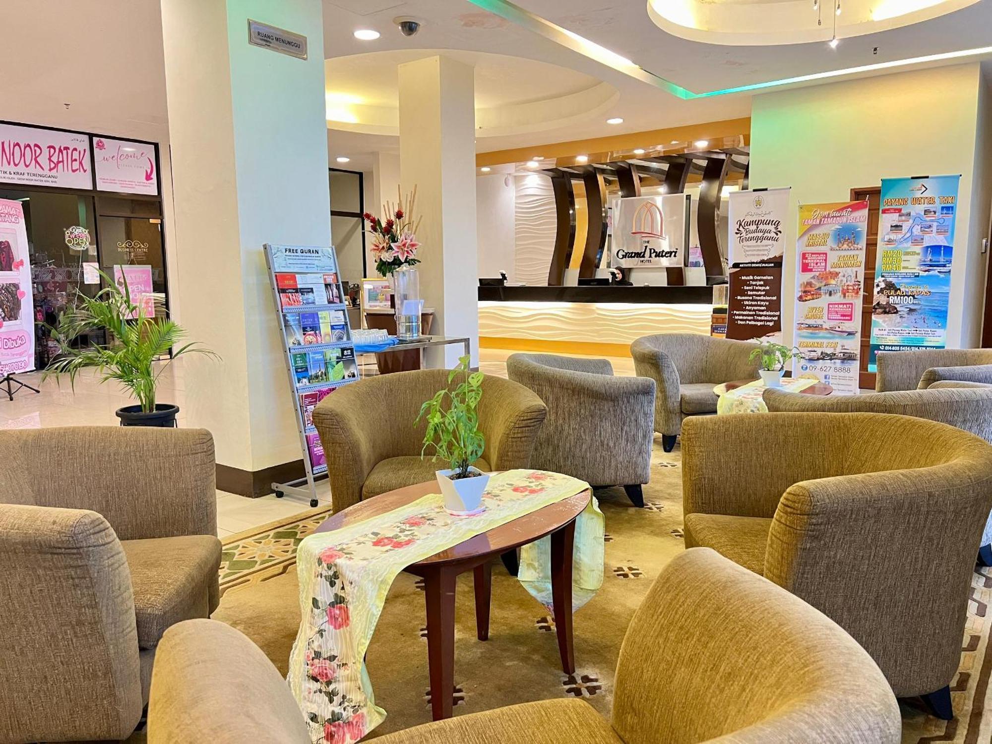 The Grand Puteri Hotel Kuala Terengganu Esterno foto